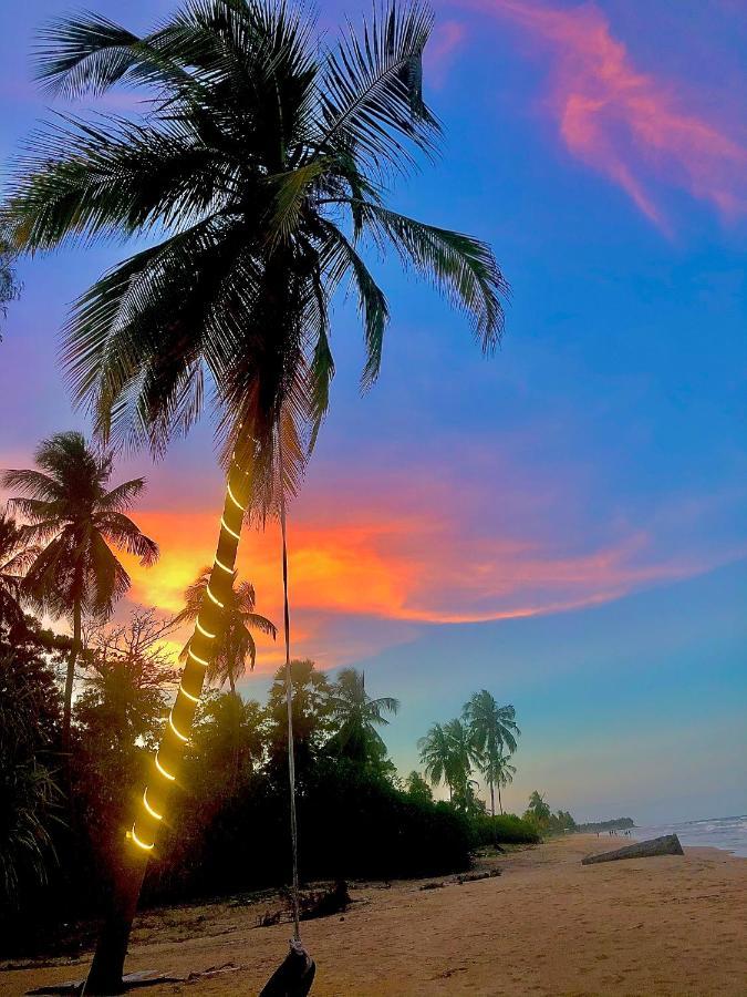 Moon Isle Beach Bungalow Nilaveli Ngoại thất bức ảnh